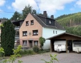 Gro�z�giges Wohnhaus mit drei vollwertigen Wohnebenen (188 m�) und flexiblen Nutzungsm�glichkeiten