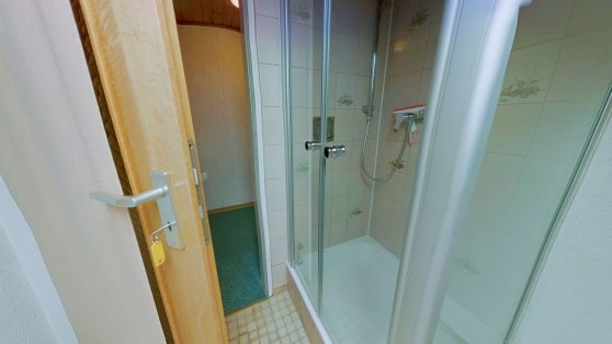 Grozgiges Wohnhaus mit vielseitigem Nutzungspotenzial in Obermendig