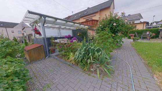 Grozgiges Wohnhaus mit vielseitigem Nutzungspotenzial in Obermendig
