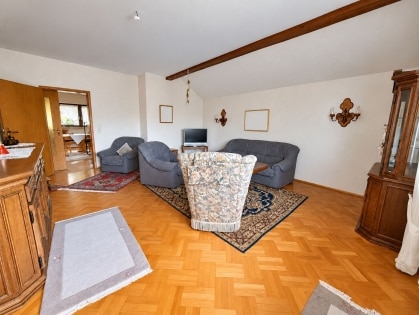 Gro�z�giges Zweifamilienhaus in zentraler und ruhiger Lage von Mayen