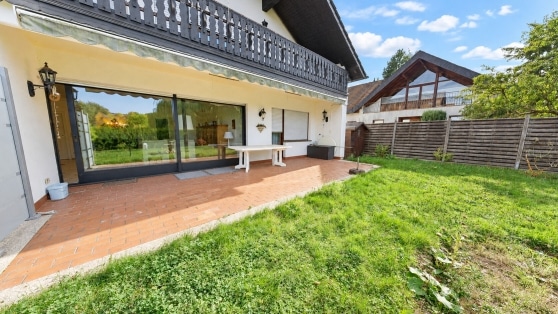 Gro�z�giges Zweifamilienhaus in zentraler und ruhiger Lage von Mayen