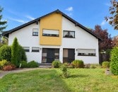 Gro�z�giges Zweifamilienhaus in zentraler und ruhiger Lage von Mayen