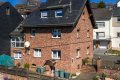 Gro�z�giges, komplett saniertes Einfamilienwohnhaus mit Einliegerwohnung im sehr gepflegten Zustand