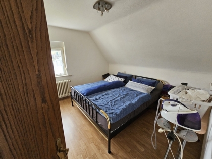 Gro�z�giges und ger�umiges Zweifamilienhaus mit viel Nutzfl�che - Ideal f�r gewerbliche Nebenutzung