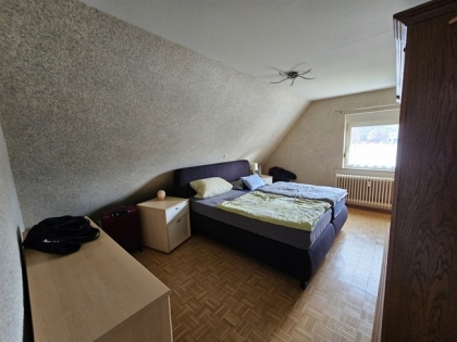 Gro�z�giges und ger�umiges Zweifamilienhaus mit viel Nutzfl�che - Ideal f�r gewerbliche Nebenutzung