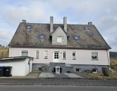 Gro�z�giges und ger�umiges Zweifamilienhaus mit viel Nutzfl�che - Ideal f�r gewerbliche Nebenutzung