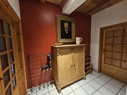 Gro�z�giges, vielseitig nutzbares Einfamilienhaus mit Anbauwohnung - Ideal als Mehrgenerationenhaus!