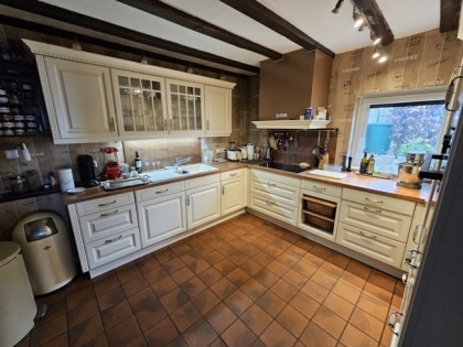 Gro�z�giges, vielseitig nutzbares Einfamilienhaus mit Anbauwohnung - Ideal als Mehrgenerationenhaus!