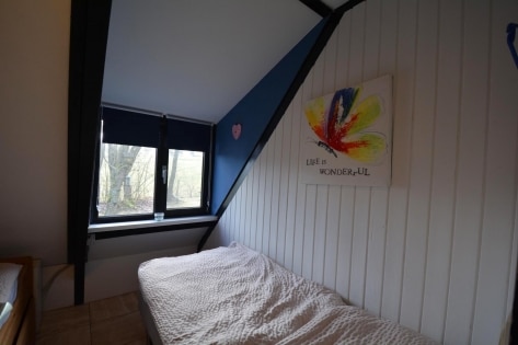 Gut gepflegter, ruhig gelegener Ferienbungalow mit Terrasse und Gartenhaus