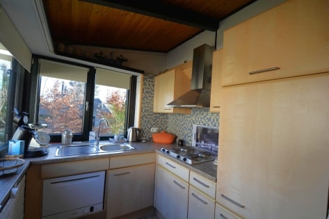 Gut gepflegter, ruhig gelegener Ferienbungalow mit Terrasse und Gartenhaus