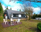 Gut gepflegter, ruhig gelegener Ferienbungalow mit Terrasse und Gartenhaus