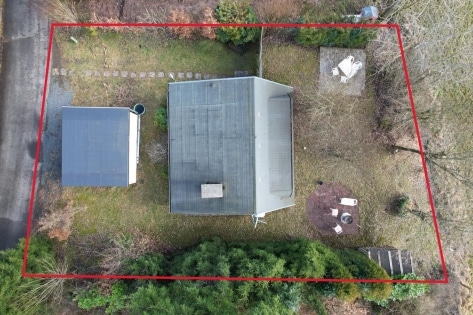 Gut gepflegter, ruhig gelegener Ferienbungalow mit Terrasse und Gartenhaus