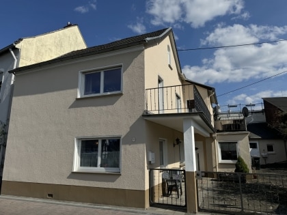 Haus im Herzen von Rheinbreitbach sucht junge Familie!