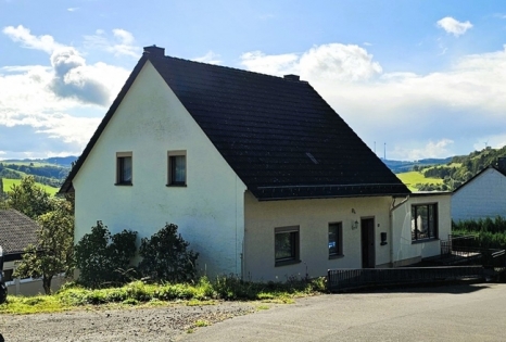 Haus mit viele Mglichkeiten in ruhiger Lage am Ortsrand von Schnecken.