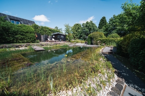 Hier steht Ihr Wohntraum, auf einem insgesamt 2.589 m groen Grundstck, in der Vulkaneifel!