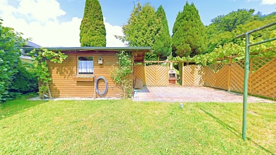 Hier wartet Ihr Einfamilienwohnhaus (Bungalow) auf Ihren Einzug in Feldrandlage der Gemeinde dersdorf