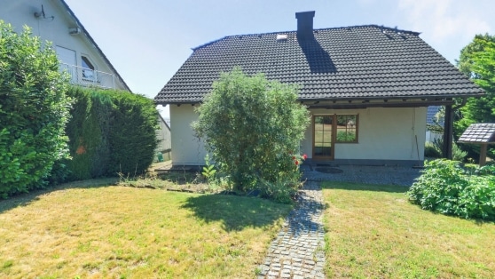 Hier werden Sie sich wohlf�hlen! Gepflegtes Einfamilienwohnhaus in ruhiger Randlage der Gemeinde Polch
