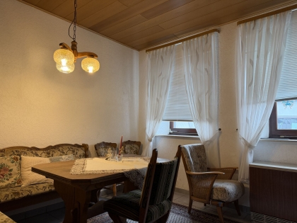 Historisches Einfamilienhaus mit viel Potenzial im Herzen von M�nstermaifeld