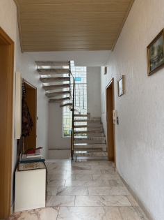 Historisches Einfamilienhaus mit viel Potenzial im Herzen von M�nstermaifeld