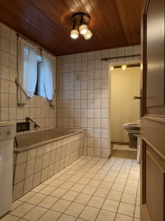 Historisches Einfamilienhaus mit viel Potenzial im Herzen von M�nstermaifeld