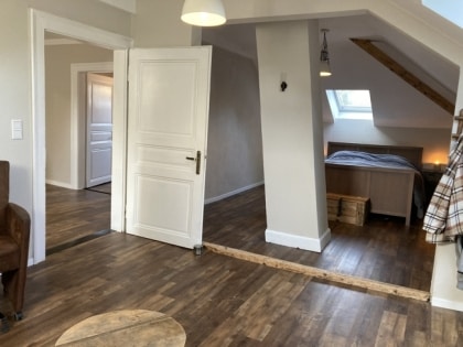 Idyllisch gelegenes Landhaus mit weitl�ufigen Weidefl�chen und eigenem Wald - ideal f�r Tierhalter!