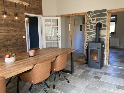 Idyllisch gelegenes Landhaus mit weitl�ufigen Weidefl�chen und eigenem Wald - ideal f�r Tierhalter!