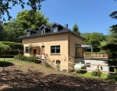 Idyllisch gelegenes Landhaus mit weitl�ufigen Weidefl�chen und eigenem Wald - ideal f�r Tierhalter!