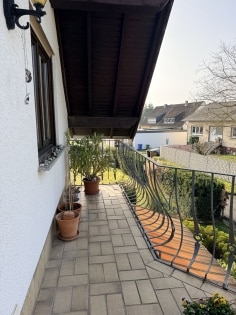 Ihr tolles neues Zuhause mit Extra-Einkommen: Erdgeschoss mit gro�em Garten bald frei - DG vermietet!