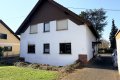 Ihr tolles neues Zuhause mit Extra-Einkommen: Erdgeschoss mit gro�em Garten bald frei - DG vermietet!