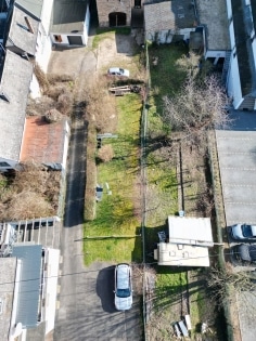 *Immobilienpaket* - Grundst�ck mit Entwicklungspotenzial und zwei vermietete Einfamilienh�user in L�f an der Mosel!