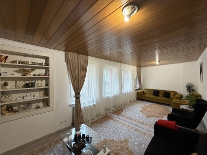 *Immobilienpaket* - Grundst�ck mit Entwicklungspotenzial und zwei vermietete Einfamilienh�user in L�f an der Mosel!