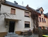 *Immobilienpaket* - Grundst�ck mit Entwicklungspotenzial und zwei vermietete Einfamilienh�user in L�f an der Mosel!