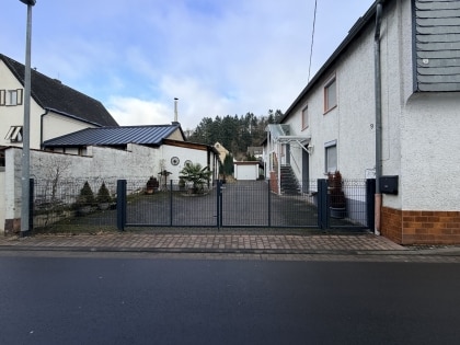 �Investment in Neuwied-Oberbieber: 643 m� Areal - 2 Vollgeschosse & viel Spielraum f�r Wohneinheiten!�