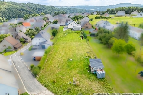Junger Neubau aus 2023 mit Doppelgarage und groem Grundstck in Retterath/Vulkaneifel