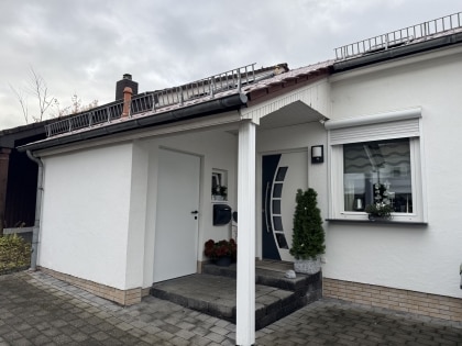 Kleines Juwel im Herzen von Neuwied: Komplett renoviertes Reihenhaus im Raiffeisenring !