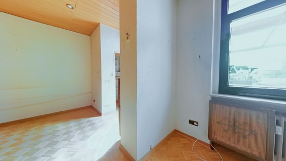 Leerstehendes Dreifamilienwohnhaus in zentraler Lage der Stadt Mayen (wurde nur von den Eigent�mern genutzt)