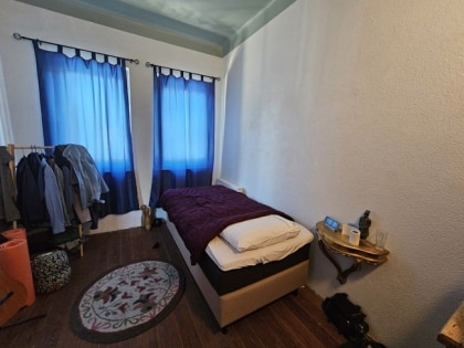 Markantes Wohnhaus mit Ferienhaus (8 Personen), auch ideal als Zweifamilienhaus