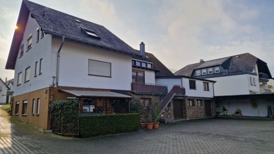 Mehrfamilienwohnhaus in Pnderich an der Mosel mit 5 Wohneinheiten und einer Wohnflche von ca. 430 m