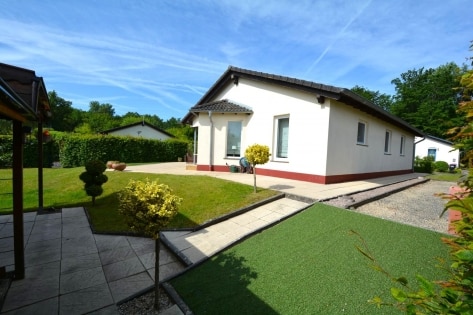 Moderner, ruhig gelegener und perfekt unterhaltener Ferienbungalow auf schnem Grundstck