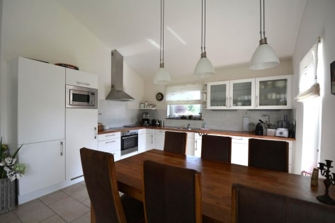 Moderner, ruhig gelegener und perfekt unterhaltener Ferienbungalow auf schnem Grundstck