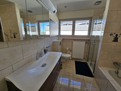 Nachhaltig Wohnen: Autarkes & hochwertiges Wohnhaus mit Einliegerwohnung und Weitblick