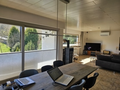 Nachhaltig Wohnen: Autarkes & hochwertiges Wohnhaus mit Einliegerwohnung und Weitblick