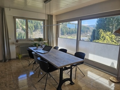 Nachhaltig Wohnen: Autarkes & hochwertiges Wohnhaus mit Einliegerwohnung und Weitblick