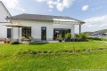 Neubau-Bungalow aus 2021 oberhalb von Adenau