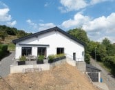 Neuwertiges Einfamilienwohnhaus (Bungalow) in unverbaubarer Aussichtslage der Gemeinde �dersdorf