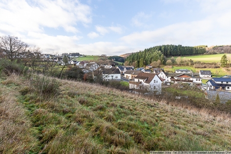 Ortsrandlage am Wald: Baugrundst�ck in Wimbach bei Adenau - N�he N�rburgring