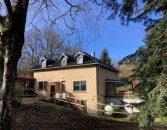 Pferdeliebhaber aufgepasst! Charmantes Landhaus in Naturgebiet mit Wiese, Pferdeboxen und Wald