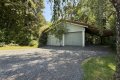 Pferdeliebhaber aufgepasst! Idyllisches Anwesen mit Holzblockhaus, Stallungen, Paddock & Weideland