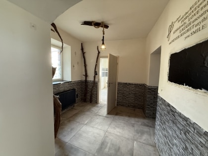 Preis gesenkt! Gro�z�giges Wohnhaus mit zwei Einheiten und vielen M�glichkeiten