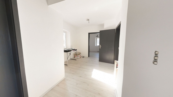 Preis gesenkt! Gro�z�giges Wohnhaus mit zwei Einheiten und vielen M�glichkeiten